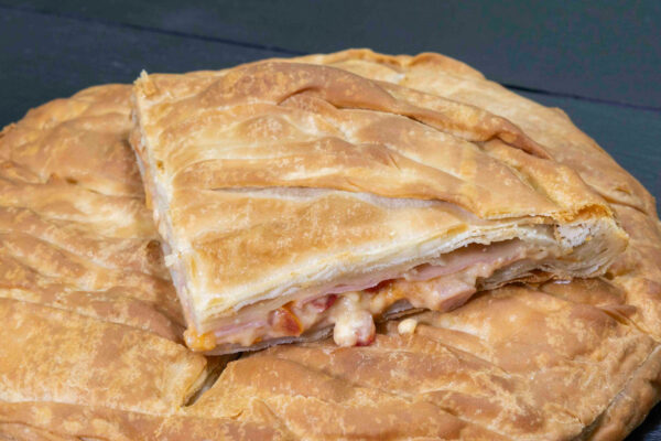 4ΑΡΑ ΣΤΡΟΓΓΥΛΗ ΠΙΤΑ ΠΙΤΣΑ