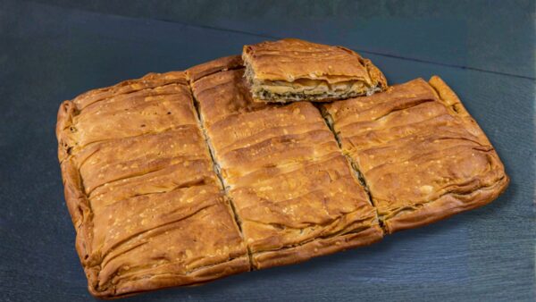 9ΑΡΑ ΝΗΣΤΙΣΙΜΗ ΠΡΑΣΟΠΙΤΑ