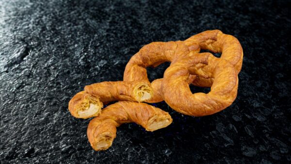 ΚΟΥΛΟΥΡΙ ΜΗΛΟ - ΚΡΕΜΑ - ΚΑΝΕΛΑ