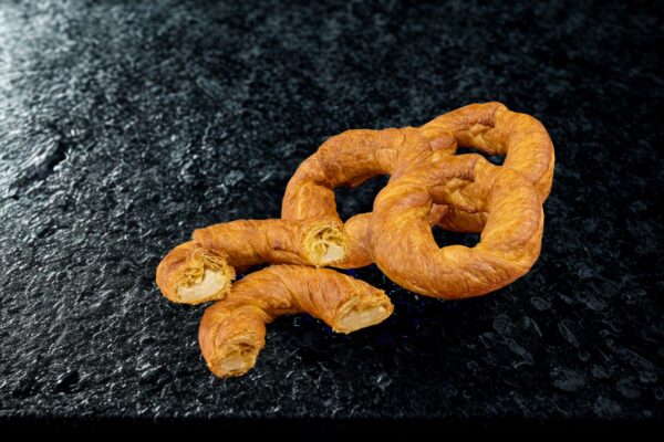 ΚΟΥΛΟΥΡΙ ΜΗΛΟ - ΚΡΕΜΑ - ΚΑΝΕΛΑ