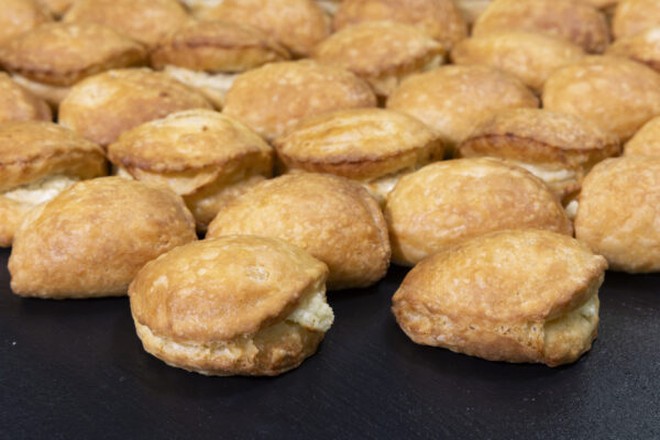 ΜΙΝΙ ΚΟΥΡΟΥ ΤΥΡΟΠΙΤΑΚΙ