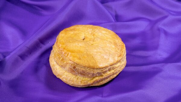 ΖΑΜΠΟΝΟΤΥΡΟΠΙΤΑ-ΣΦΟΛΙΑΤΑ-ΜΕ-ΣΑΛΤΣΑ HAM AND CHEESE PUFF PASTRY WITH TOMATO SAUSE