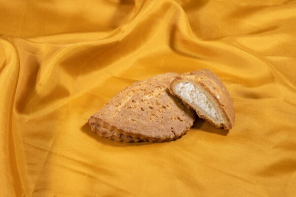 BISCUIT KOUROU with FETA CHEESE