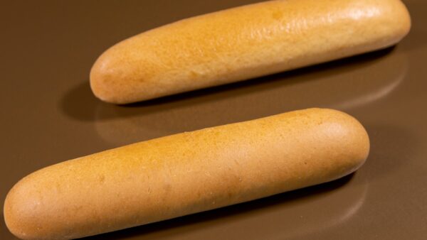 ΜΠΡΙΟΣ-ΜΠΑΓΚΕΤΑ-ΨΗΜΕΝΗ-25-±-2-εκ. BRIOCHE BAGUETTE 25 ± 2 cm