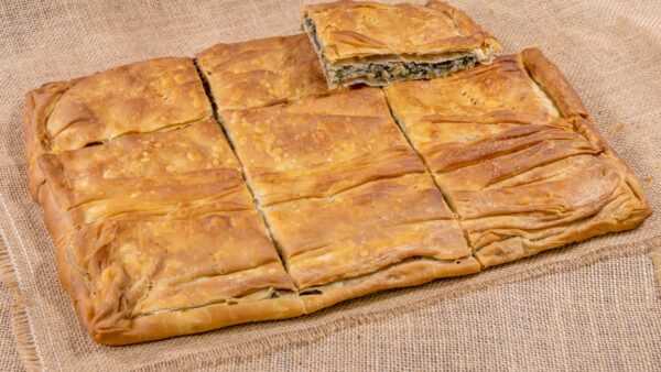 ΝΗΣΤΙΣΙΜΗ-ΣΠΑΝΑΚΟΠΙΤΑ-ΧΩΡΙΑΤΙΚΟ-ΦΥΛΛΟ-2 VILLAGE SPINACH PIE (VEGAN/VEGETARIAN)