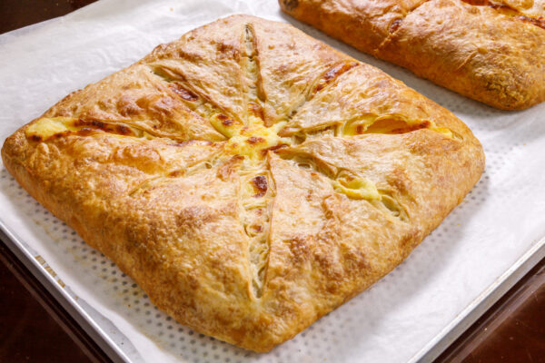 ΠΙΝΑΚΩΤΗ ΚΑΣΕΡΙ