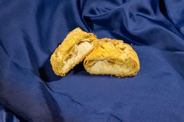 HANDMADE PUFF PASTRY with KEFALOGRAVIERA AMFILOHIAS CHEESE P.D.O.