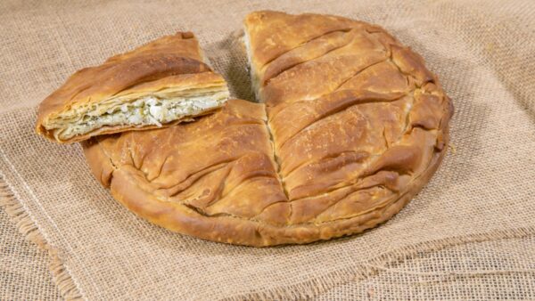 ΧΩΡΙΑΤΙΚΗ-ΠΡΑΣΣΟΤΥΡΟΠΙΤΑ-2 LEAK & CHEESE PIE