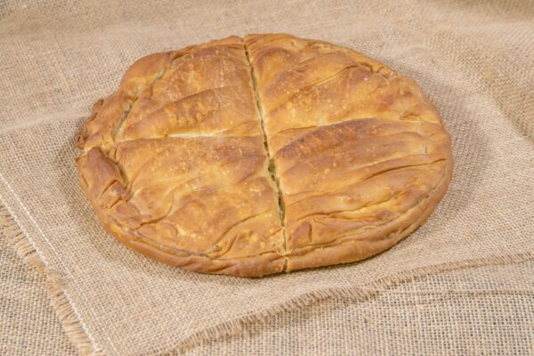 4ΑΡΑ ΣΤΡΟΓΓΥΛΗ ΠΡΑΣΟΤΥΡΟΠΙΤΑ