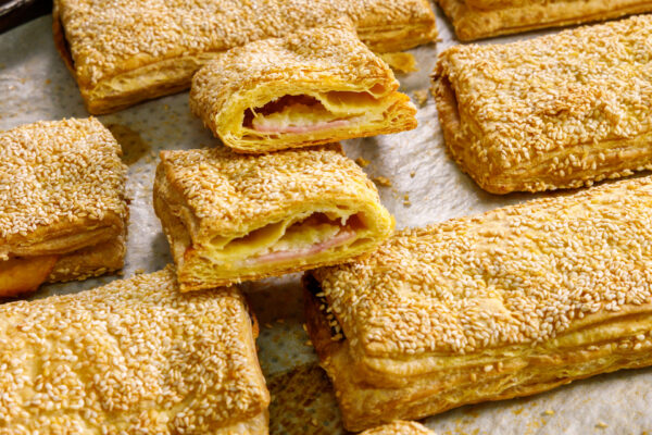 ΦΛΟΓΕΡΑ ΜΠΕΪΚΟΝ ΠΑΡΜΕΖΑΝΑ