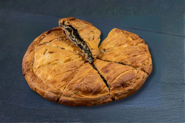 8ΑΡΑ ΣΤΡΟΓΓΥΛΗ ΝΗΣΤΙΣΙΜΗ ΣΠΑΝΑΚΟΠΙΤΑ